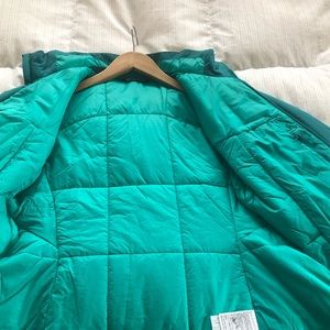 Arc’teryx AR Atom jacket New with tags size large woman’s